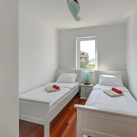 Kos فيلة مورتير